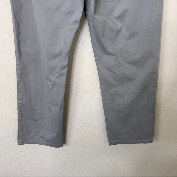 Peter Millar Men’s Classic Fit Khaki Pants Grey Size 40 - Picture 6 of 11